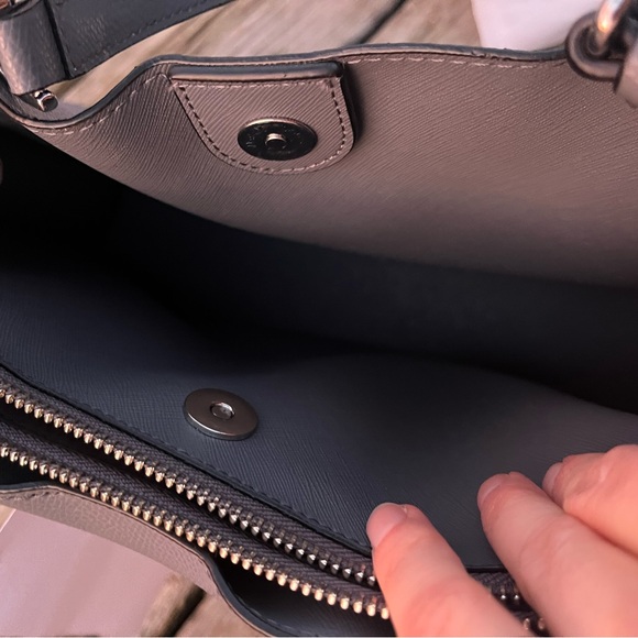 Calvin Klein NWT! Gray Satchel Handbag Purse with Dust-bag - Picture 10 of 16